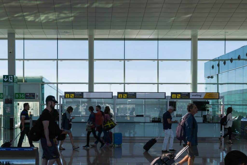 maletas aeropuerto barcelona